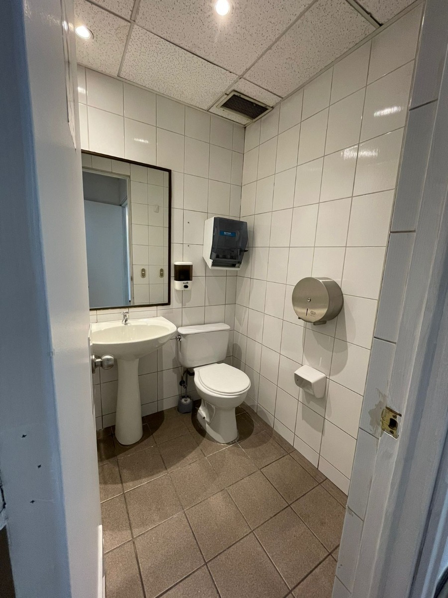 Arriendo Oficina 2B Centro Financiero - Las Condes