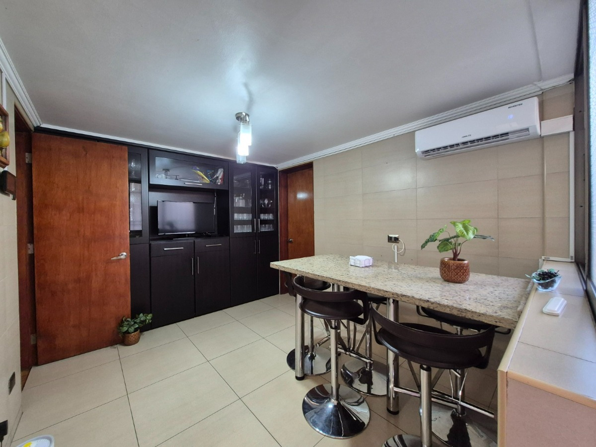 Venta Casa N 6D Walk-in cl&oacute;set 4B 4E 1Bd Pedro de Valdivia - Providencia