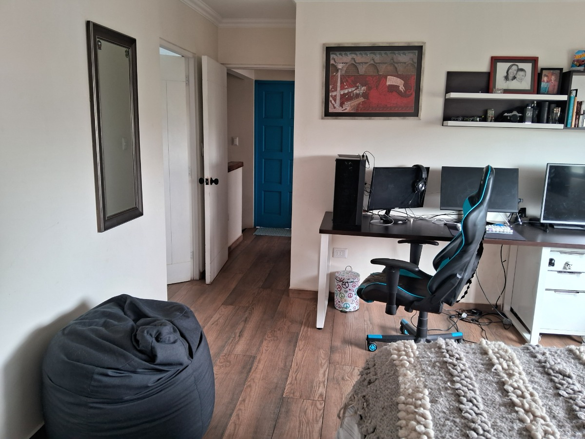 Venta Casa NO 3D en suite Walk-in cl&oacute;set 3B 2E 1B Metro Hernando de Magallanes - Las Condes