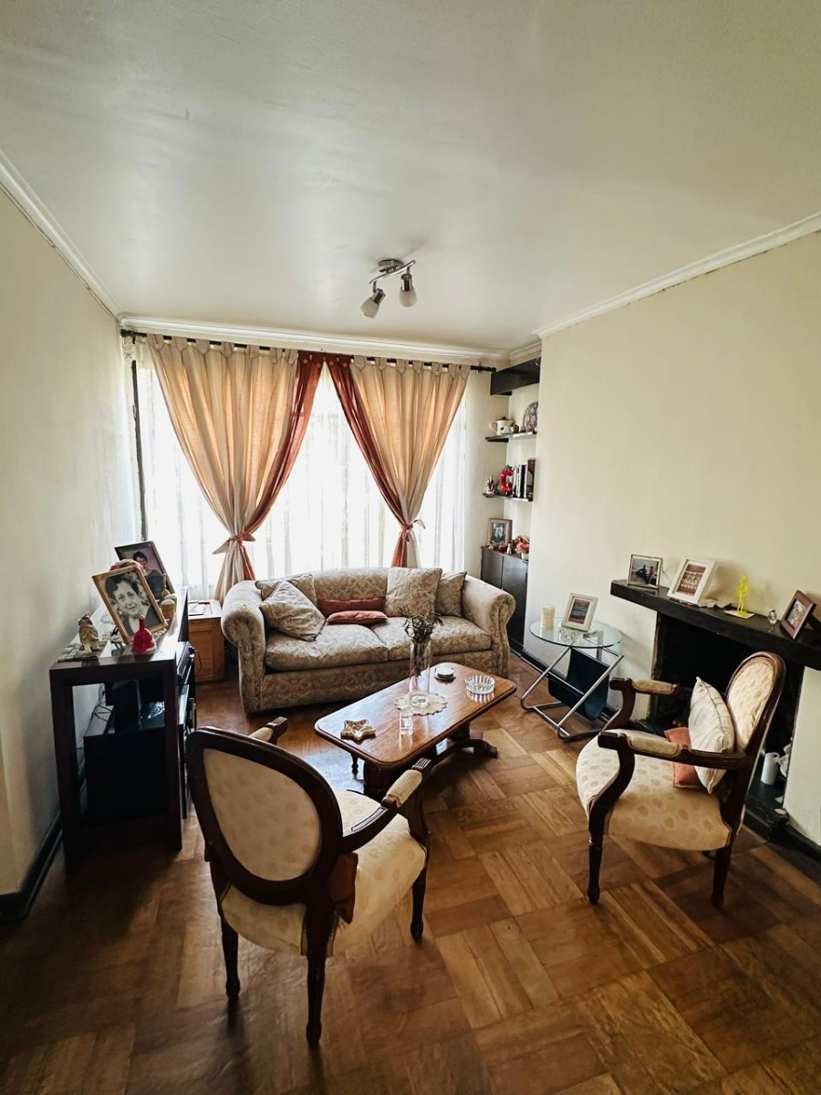 Venta Casa P 3D 1B 2E 1B Francisco de Villagra - La Reina