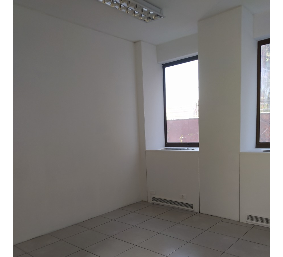 Arriendo Oficina NP 3B 1E Metro Escuela Militar - Las Condes