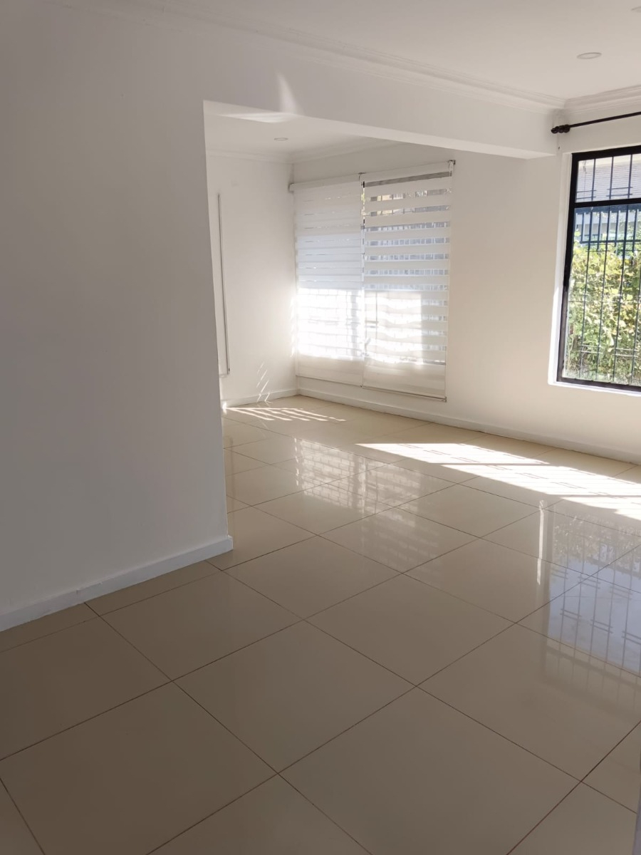Arriendo Casa P 3D Walk-in cl&oacute;set 2B 3E 1Bd Vaticano - Las Condes