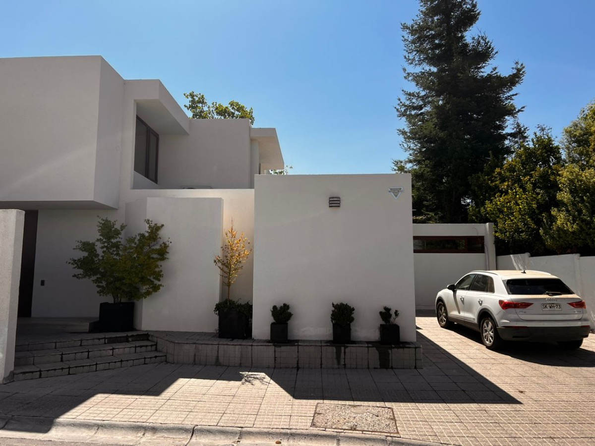 Venta Casa NO 5D en suite Walk-in cl&oacute;set 4B 4E 1B Los Trapenses - Lo Barnechea