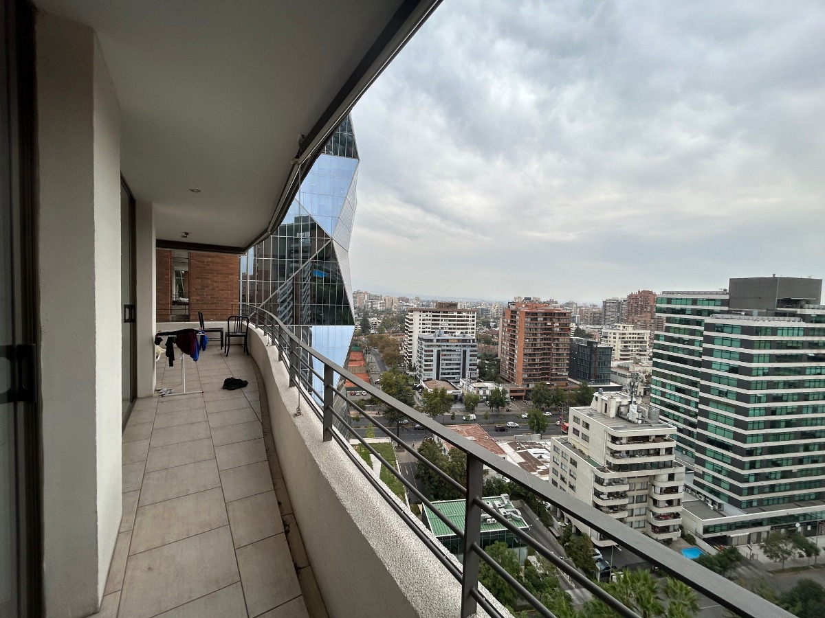Arriendo Departamento P 3D en suite 3B 2E 1B Metro Manquehue - Apumanque - Las Condes