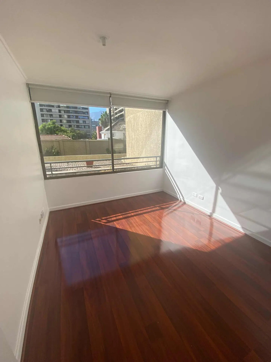 Venta Departamento 4D 3B 2E Rotonda Atenas - Las Condes