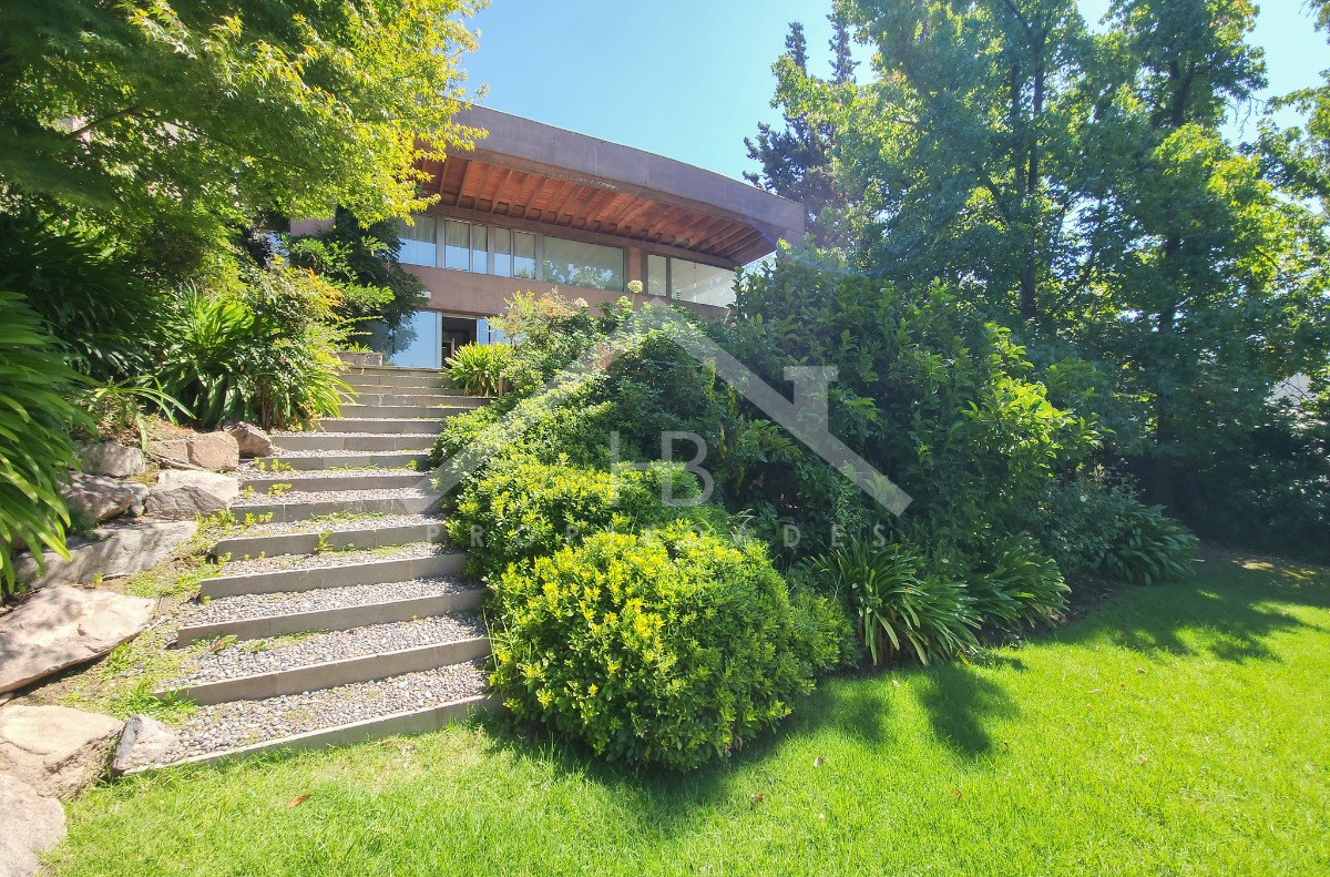 Arriendo Casa NO 4D en suite Walk-in cl&oacute;set 4B 3E 1B La Dehesa - Lo Barnechea
