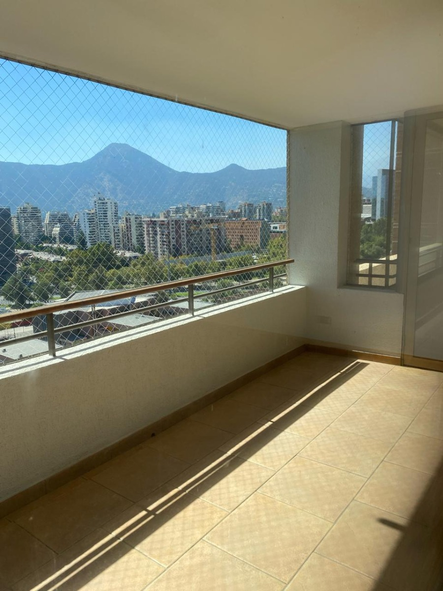 Arriendo Departamento 4D en suite 3B 2E 1B Metro Escuela Militar - Las Condes