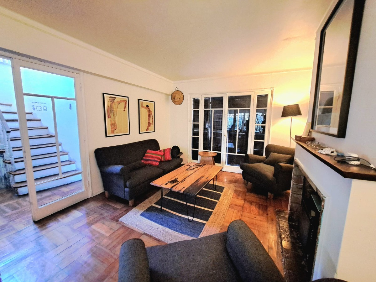 Venta Casa 4D Walk-in cl&oacute;set 2B 3E 1B Vaticano - Las Condes
