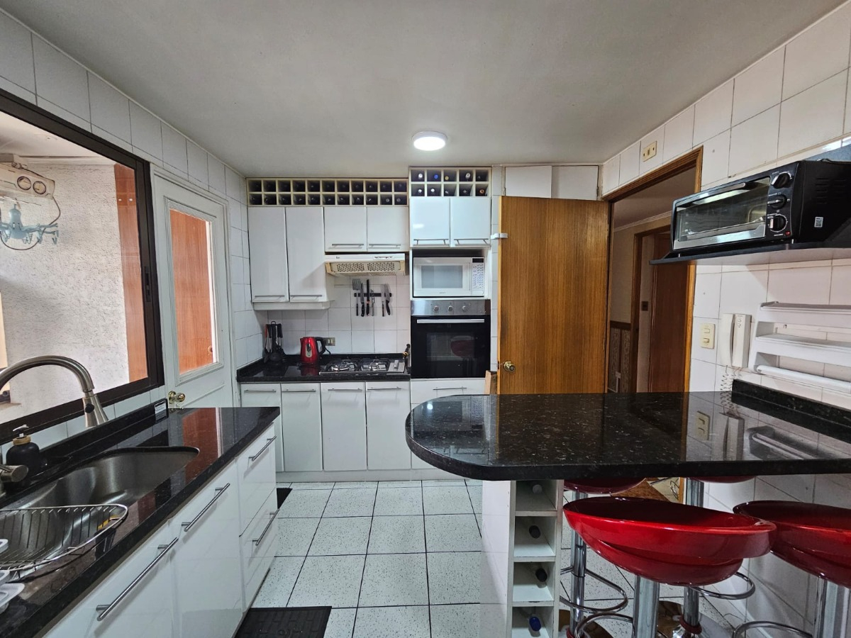 Venta Departamento SO 4D en suite Walk-in cl&oacute;set 3B 2E 1B Parque Arauco - Las Condes