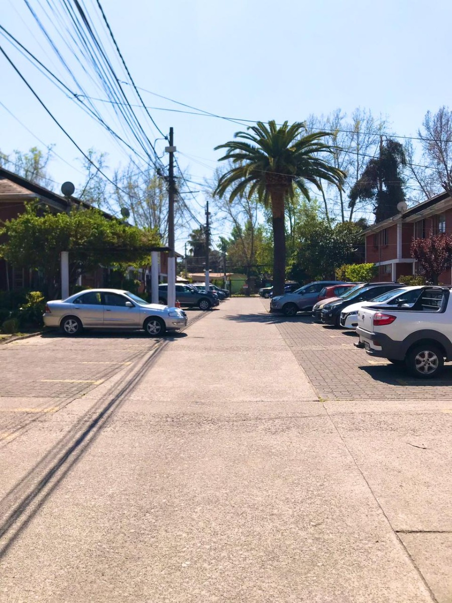 Venta Casa NOSP 4D en suite 3B 1E 1B Metro Sim&oacute;n Bolivar - La Reina