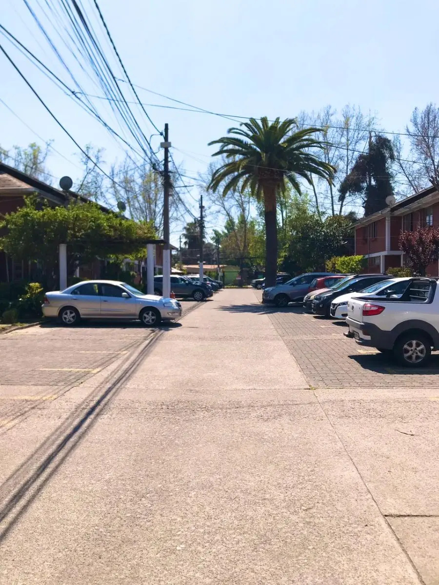 Venta Casa NOSP 4D en suite 3B 1E 1B Metro Sim&oacute;n Bolivar - La Reina