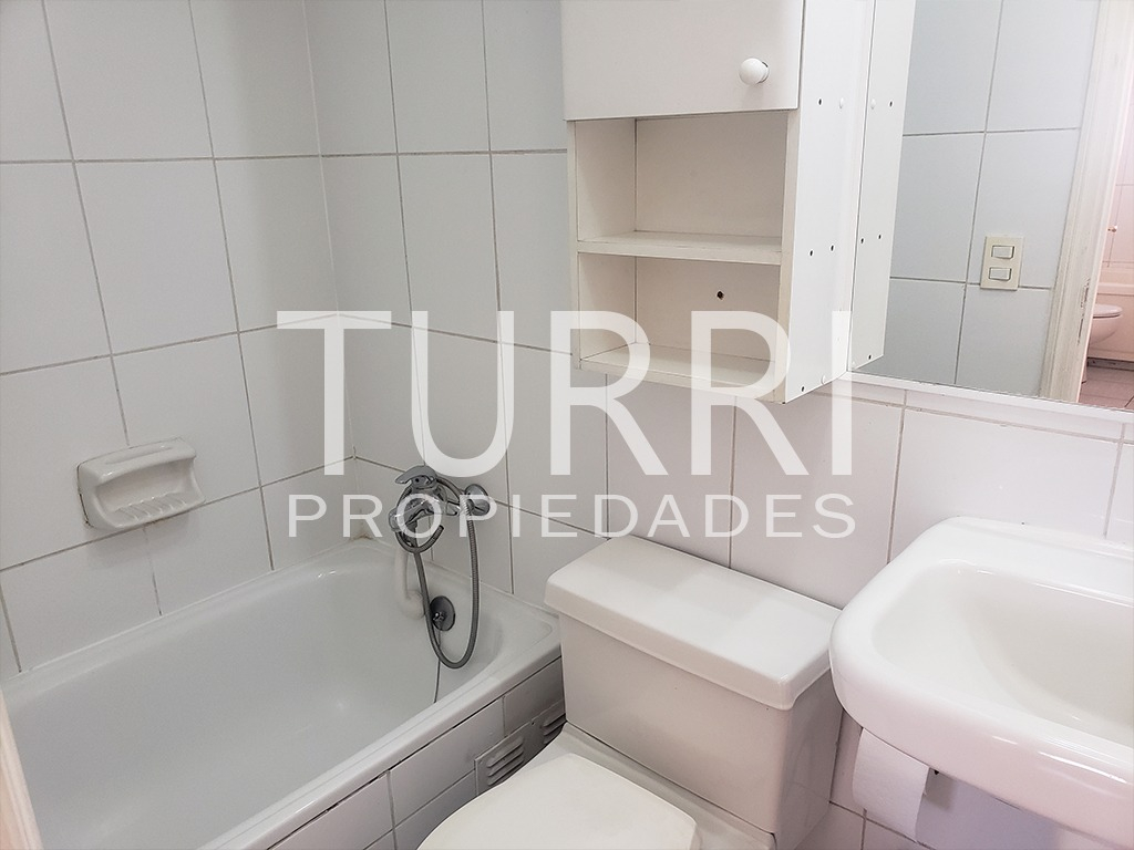 Arriendo Departamento S 2D en suite 2B 1E 1B Metro Escuela Militar - Las Condes