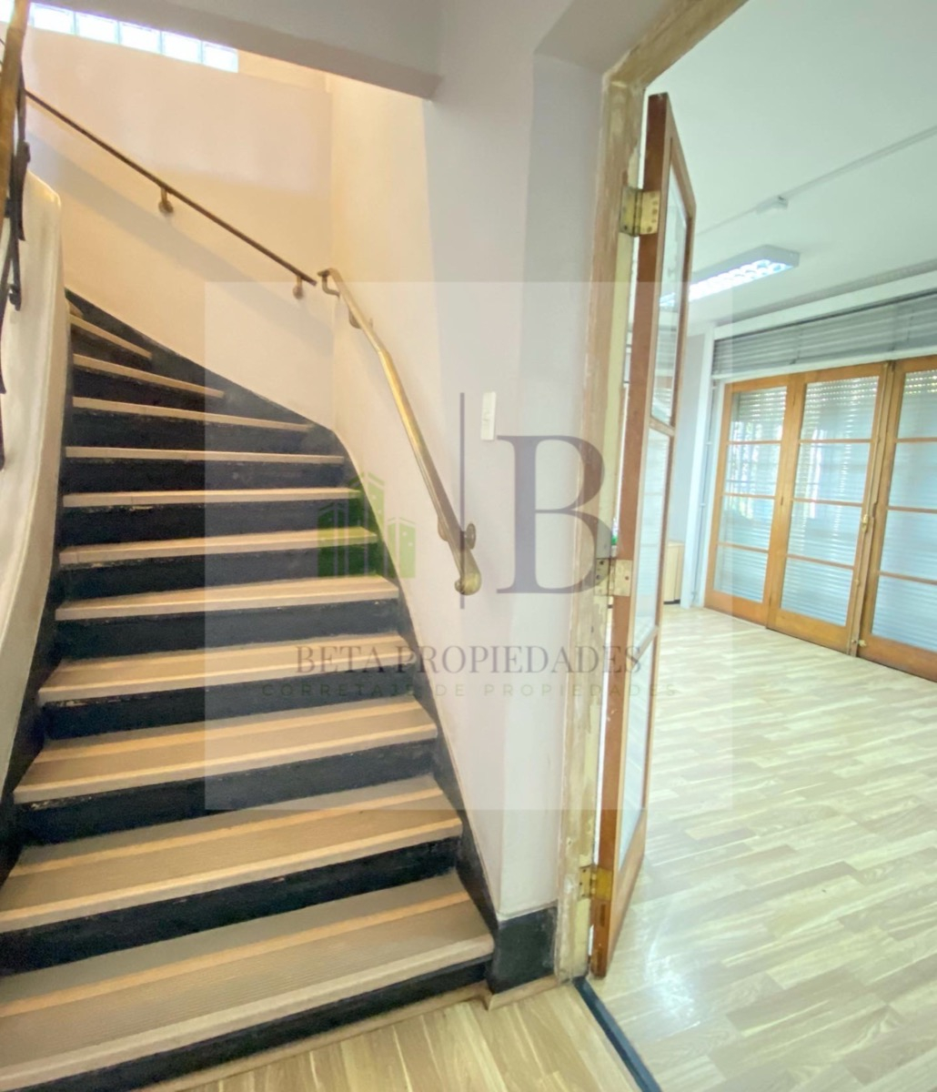 Venta Casa O 8D en suite 4B 2E 1B In&eacute;s de Su&aacute;rez - Providencia