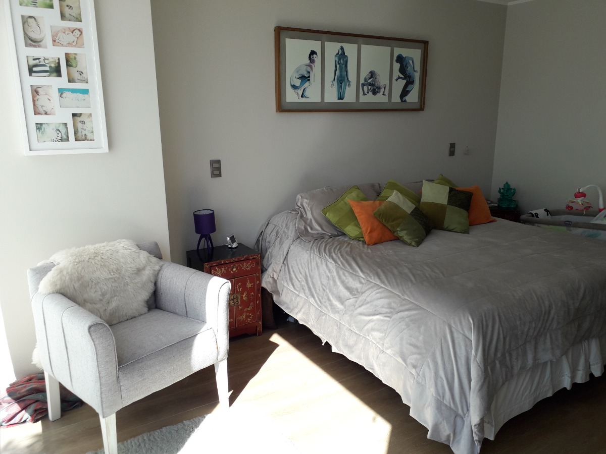 Venta Casa N 4D en suite Walk-in cl&oacute;set 4B 3E 1B Chicureo - Colina