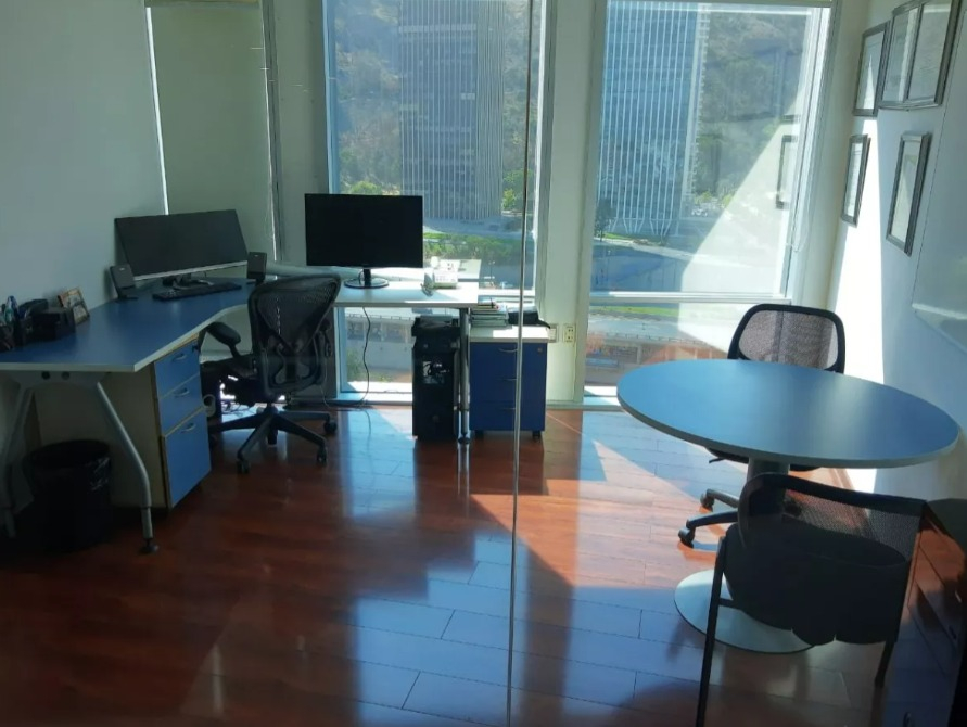 Arriendo Oficina NO 3B 3E 1B Pedro de Valdivia - Providencia