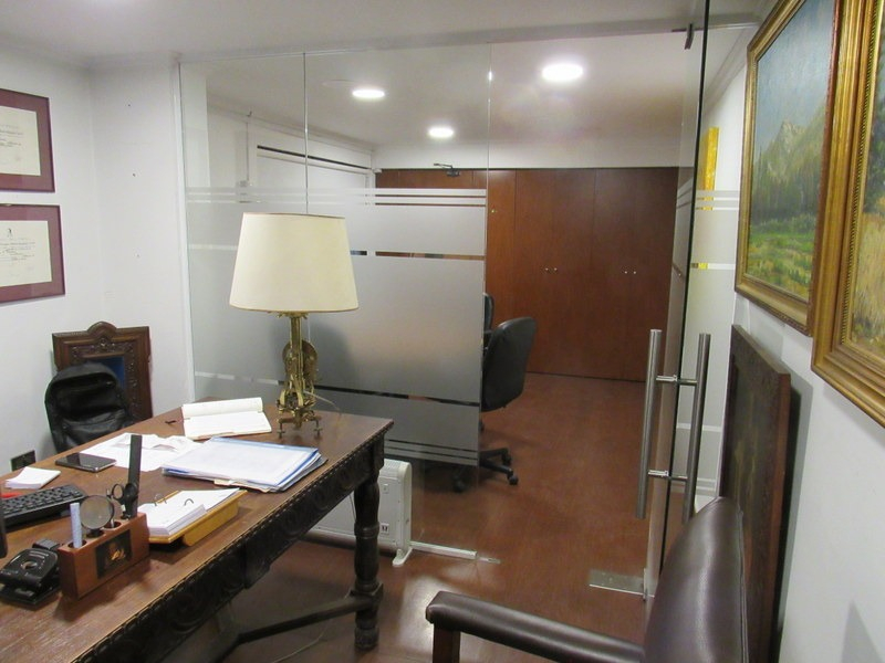 Venta Oficina 1B Metro Manquehue - Apumanque - Las Condes