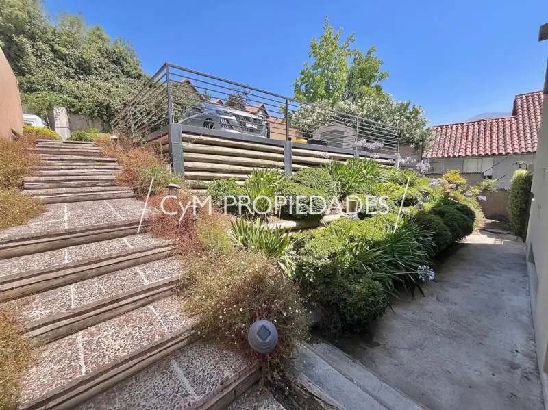 Venta Casa O 5D WI cl&oacute;set Suite 5B 2E El Huinganal - Lo Barnechea