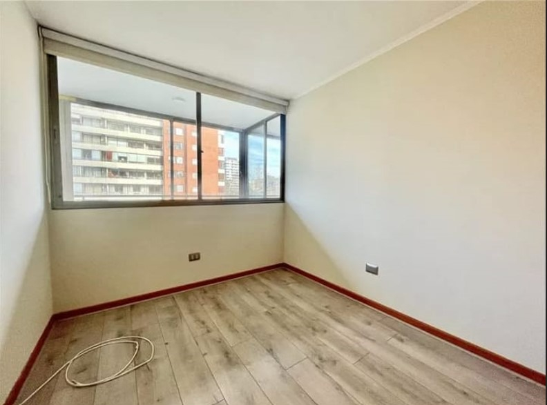 Arriendo Departamento 2D Metro Escuela Militar - Las Condes