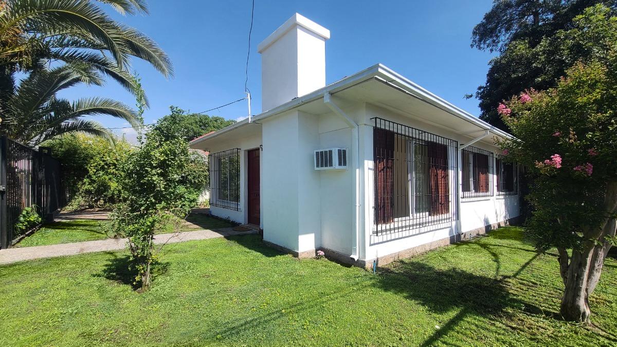 Venta Casa 3D 2B 2E Metro Hernando de Magallanes - Las Condes