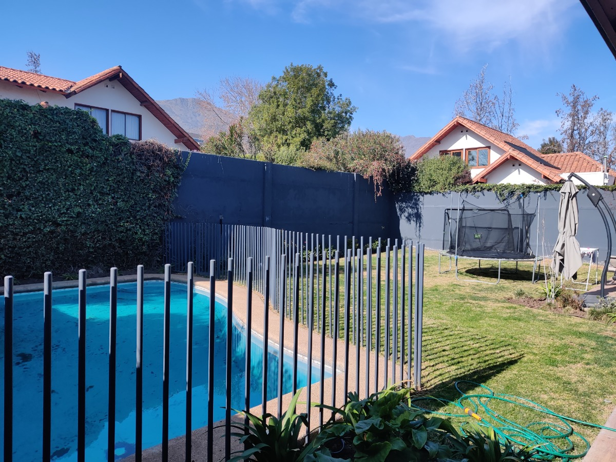 Arriendo Casa 3D 3B 2E 2B San Carlos de Apoquindo - Las Condes