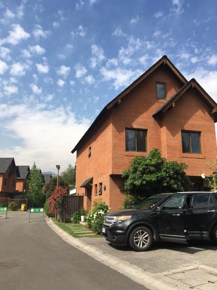 Arriendo Casa 4D Los Trapenses - Lo Barnechea