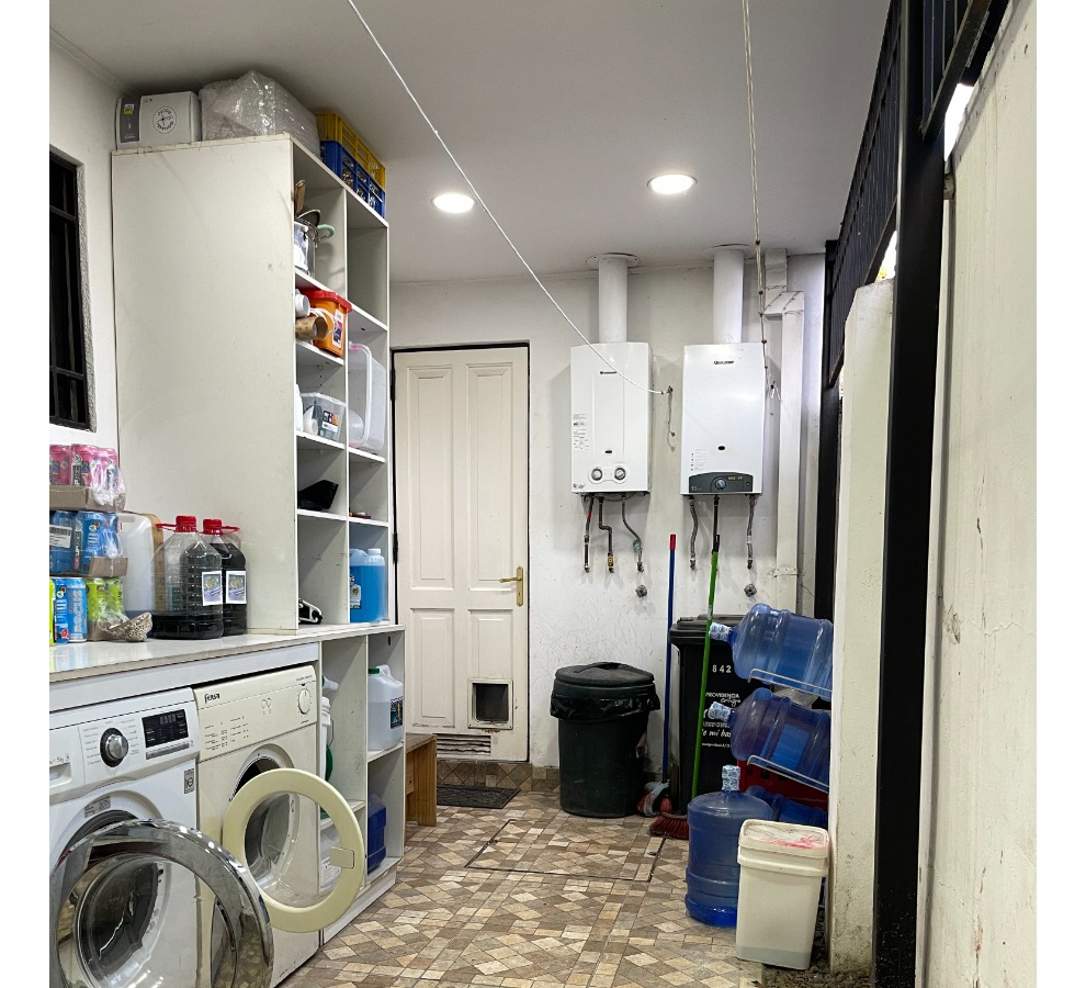 Venta Casa O 6D en suite 4B 3E 1B Campus Oriente - Providencia