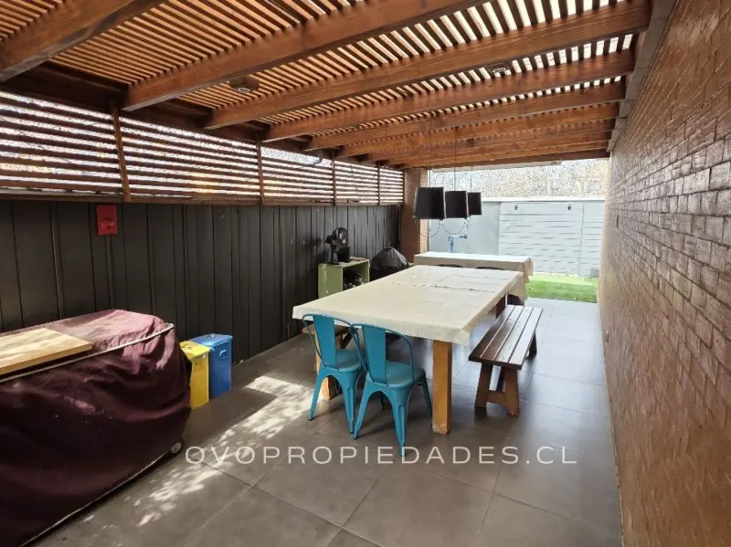 Venta Casa O 4D  5B 2E 2Bd La Dehesa - Lo Barnechea