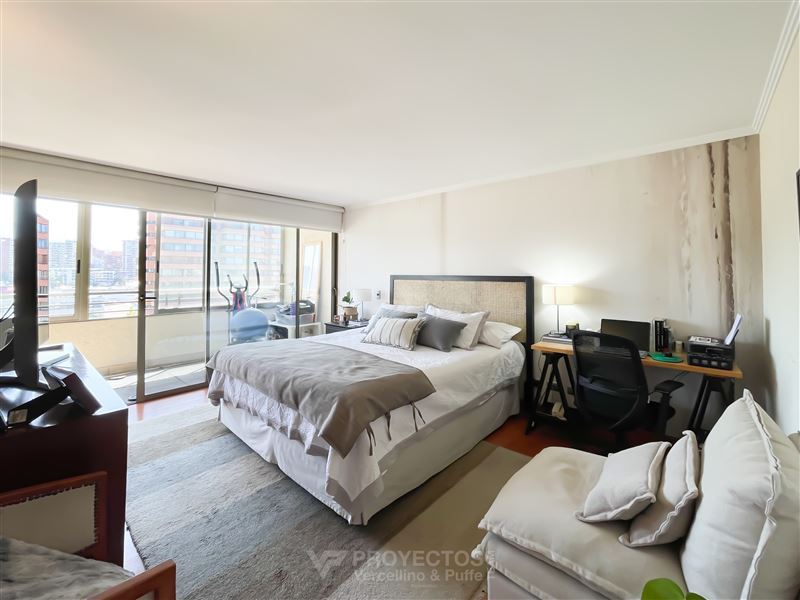 Venta Departamento Nor-Oriente 3D en suite Walk-in cl&oacute;set 4B 1E 1B Metro Manquehue - Apumanque - Las Condes