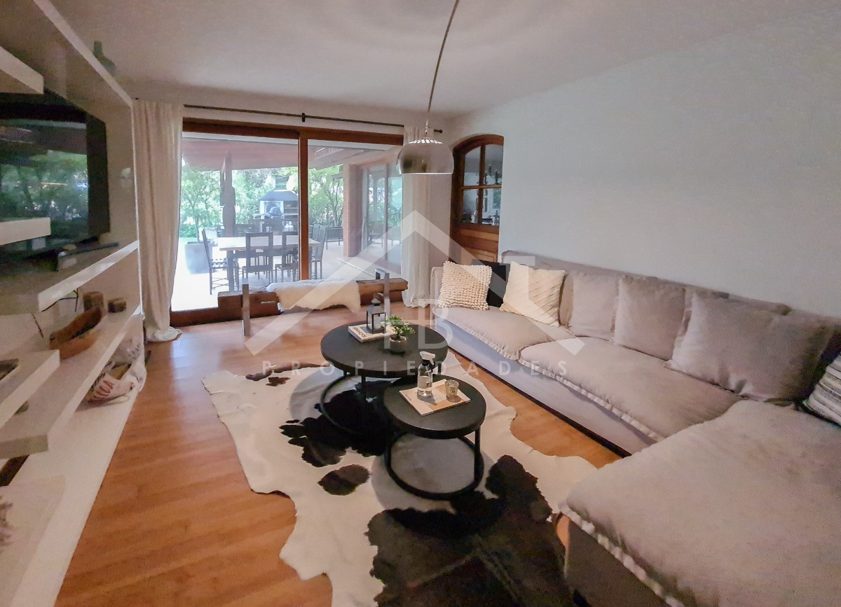 Venta Casa N 5D en suite Walk-in cl&oacute;set 4B 3E 1B La Dehesa - Lo Barnechea