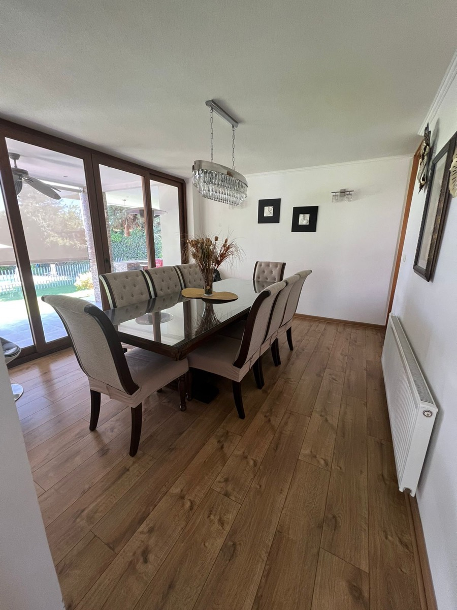 Venta Casa NO 3D en suite Walk-in cl&oacute;set 4B 4E 1B Chicureo - Colina