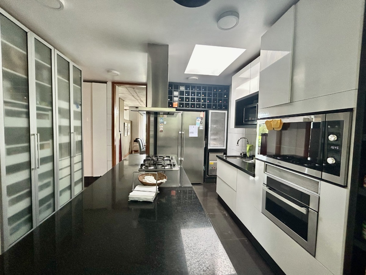 Venta Casa O 5D en suite Walk-in cl&oacute;set 5B 4E 1B Los Trapenses - Lo Barnechea