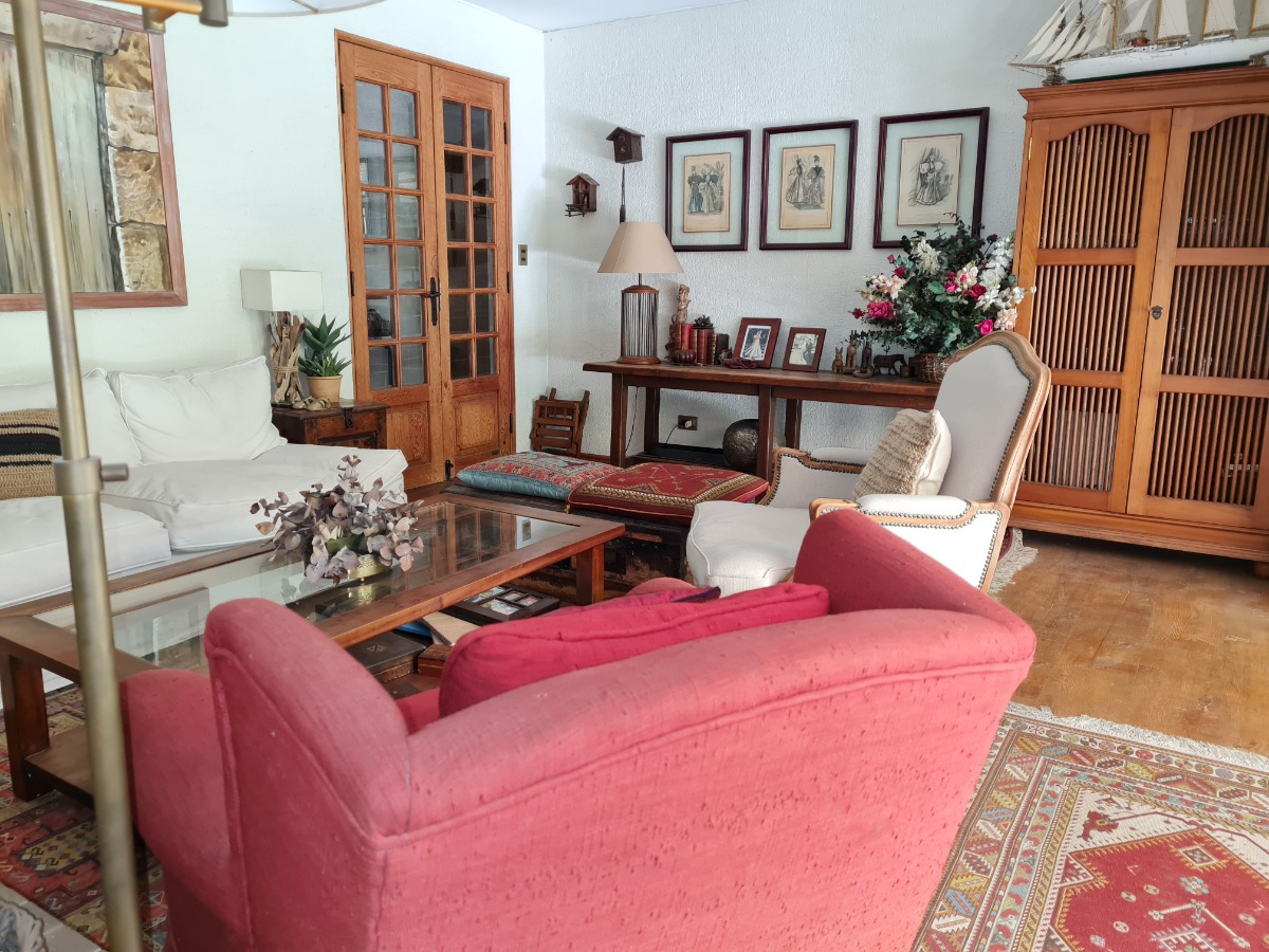 Venta Casa NO 5D en suite Walk-in cl&oacute;set 4B 2E 1B La Dehesa - Lo Barnechea