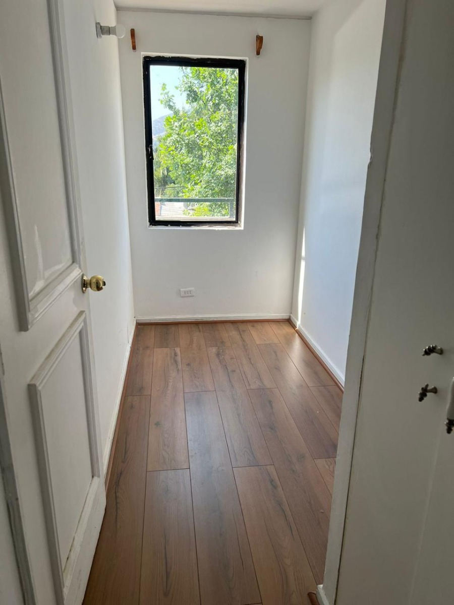 Venta Departamento NP 2D 1B 1E 1B Antigua Lo Barnechea - Lo Barnechea