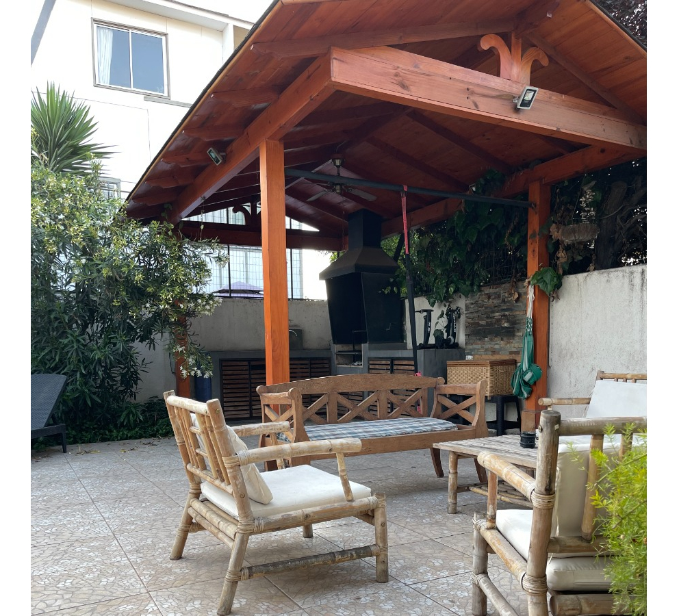 Venta Casa O 6D en suite 4B 3E 1B Campus Oriente - Providencia