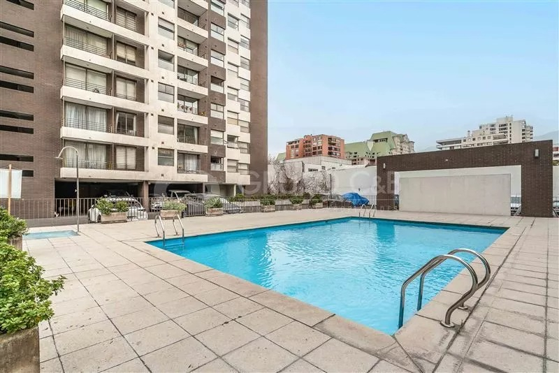 Arriendo Departamento 2D en suite Walk-in cl&oacute;set 2B 1E Rotonda Atenas - Las Condes
