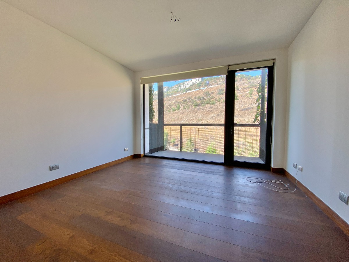 Arriendo Departamento NO 3D en suite Walk-in cl&oacute;set 5B 3E 1B Lo Curro - Vitacura