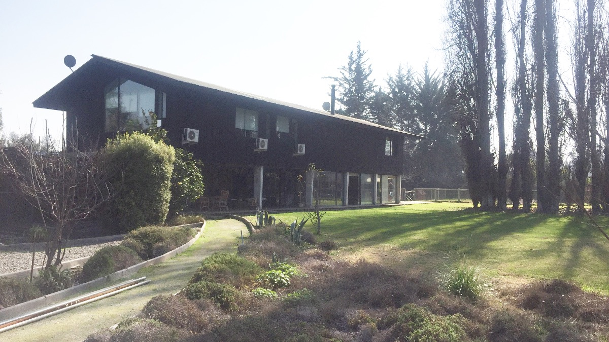 Venta Casa NO 5D en suite Walk-in cl&oacute;set 4B 2E 4B Chicureo - Colina