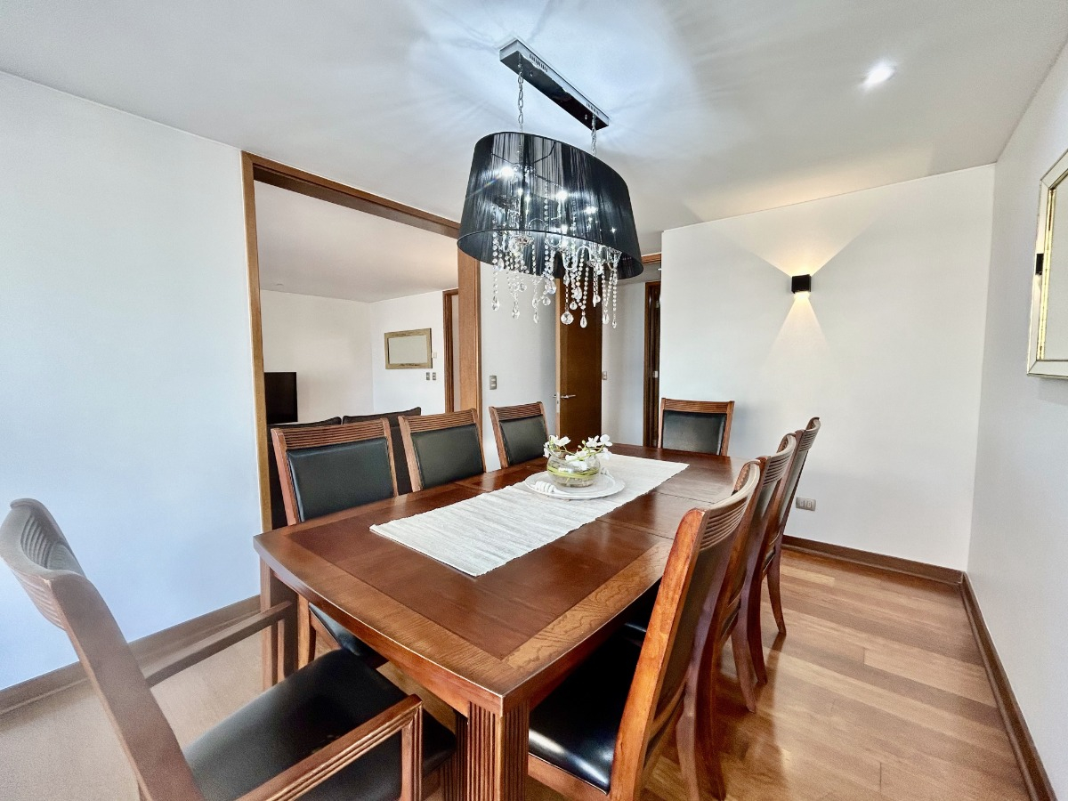 Arriendo Departamento SO 4D en suite Walk-in cl&oacute;set 4B 2E 1B Barrio El Golf - Las Condes