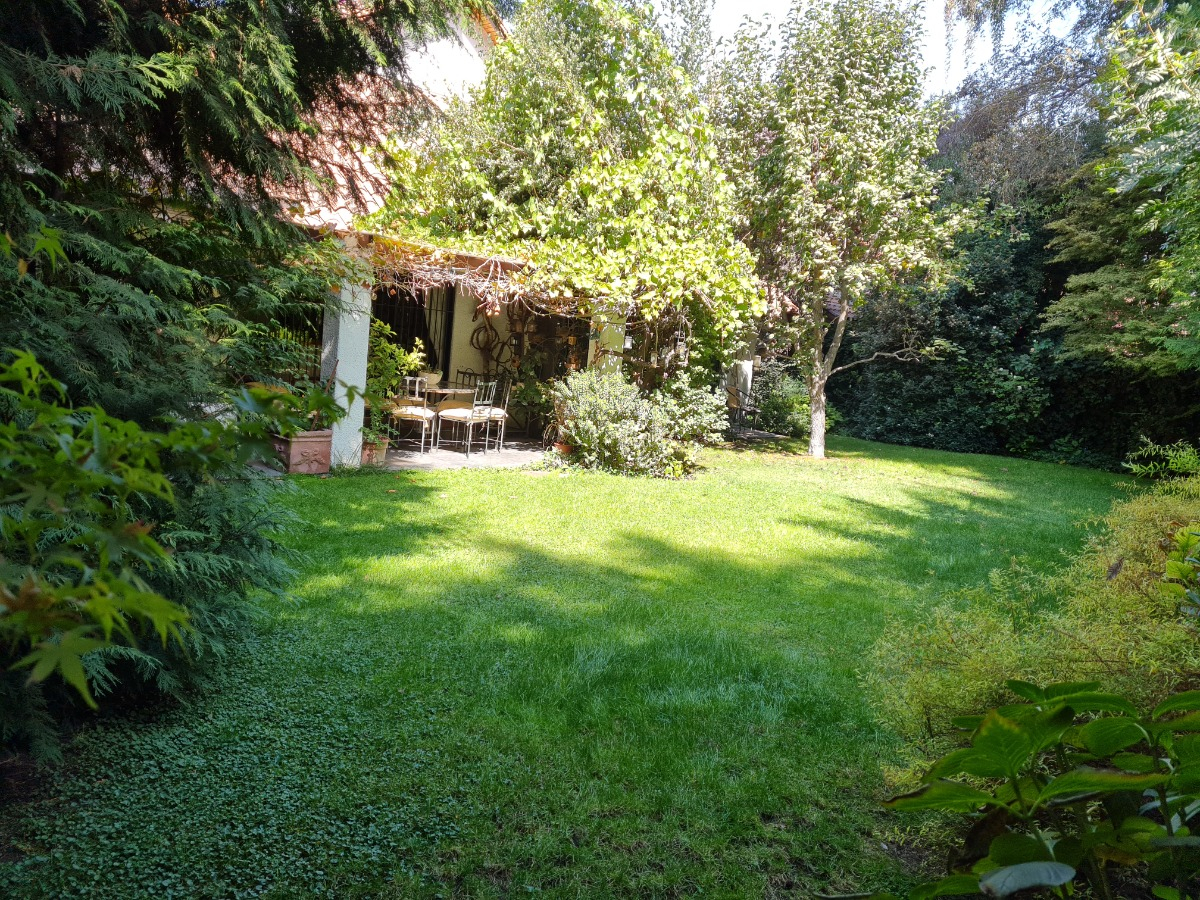 Venta Casa NO 5D en suite Walk-in cl&oacute;set 4B 2E 1B La Dehesa - Lo Barnechea