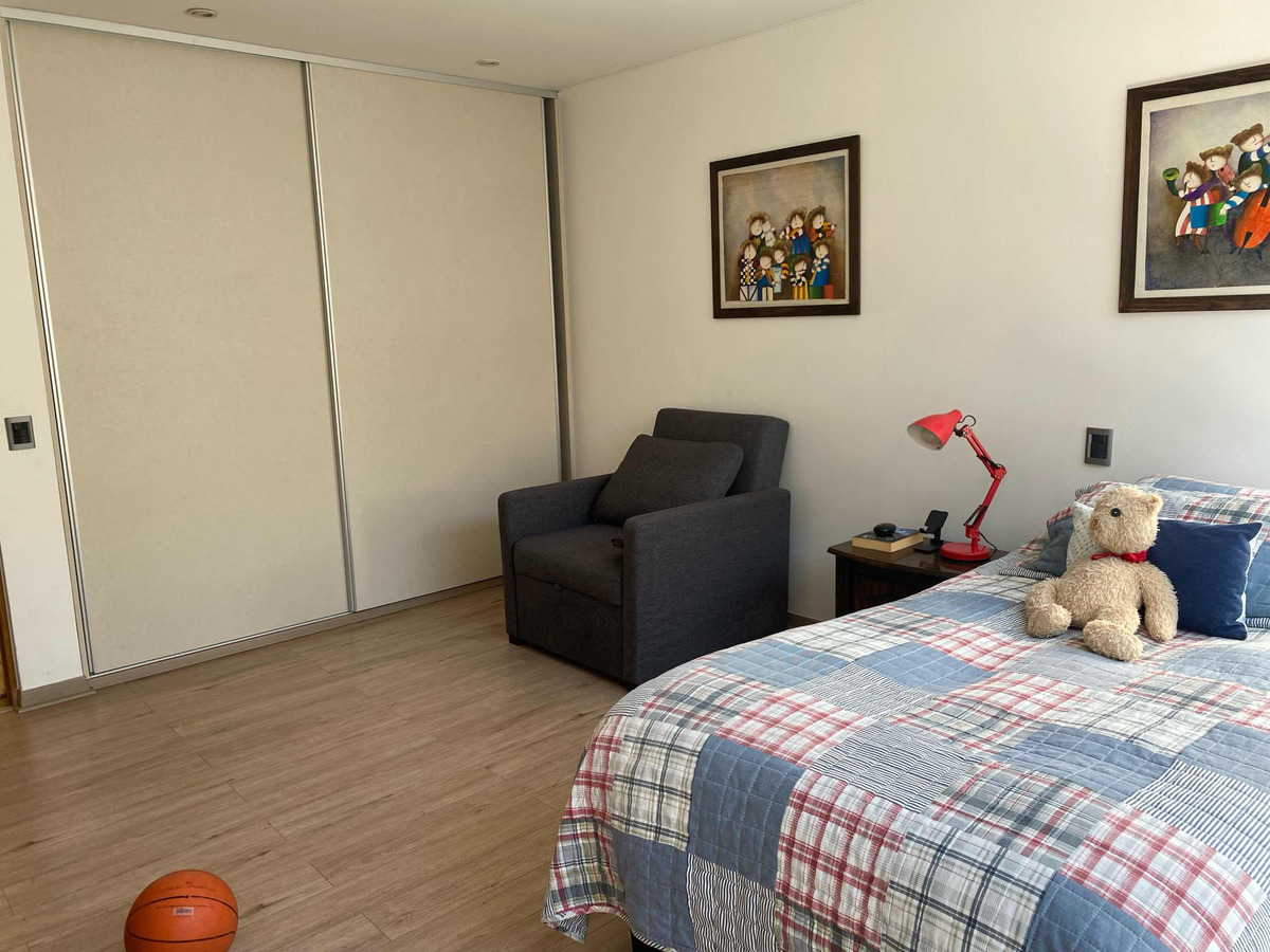 Arriendo Casa 7D 8B 5E 1B Los Dominicos - Las Condes