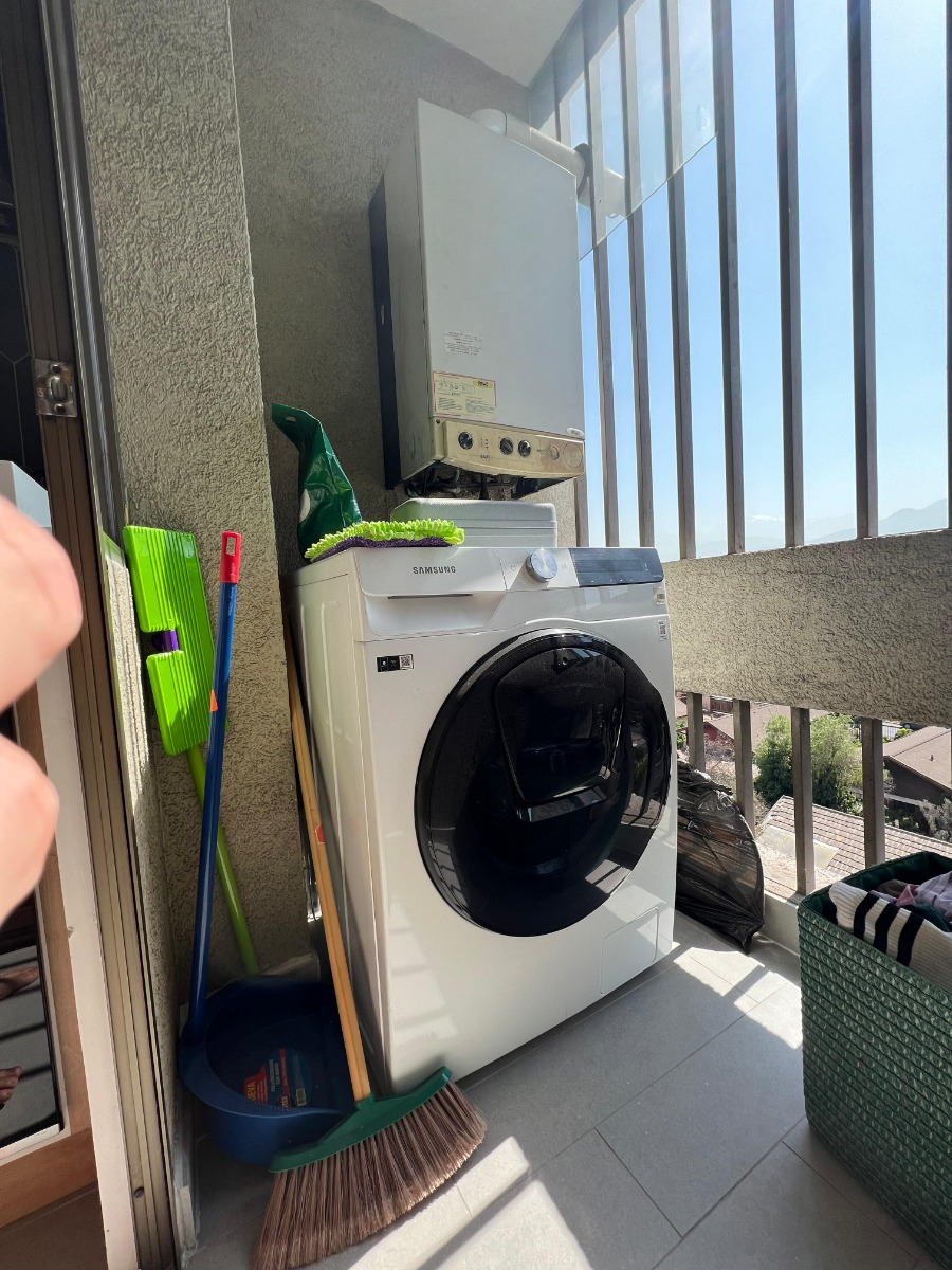 Venta Departamento SO 2D en suite 2B 1E 1B Rotonda Atenas - Las Condes