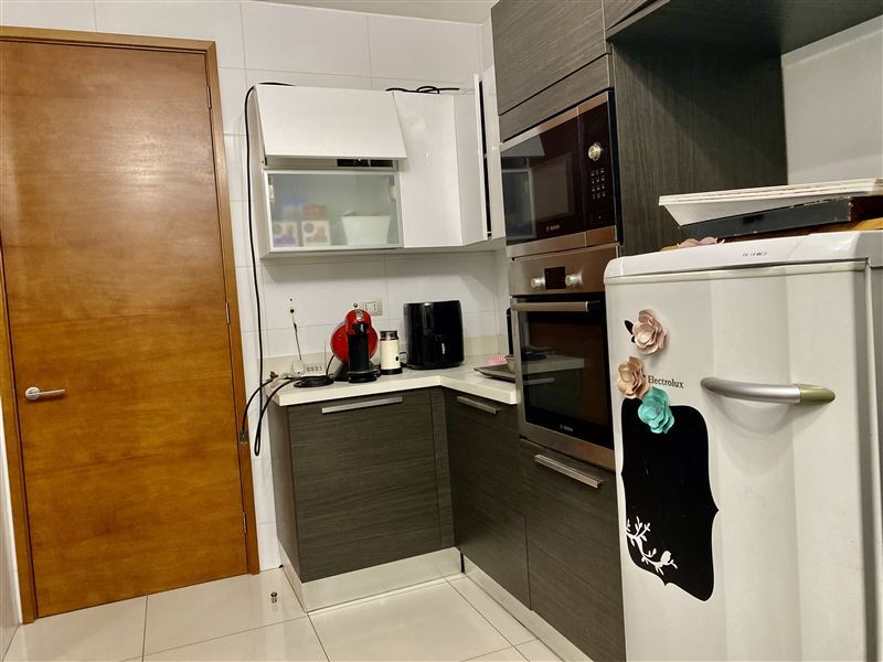 Venta Casa Poniente 4D en suite Walk-in cl&oacute;set 4B La Dehesa - Lo Barnechea