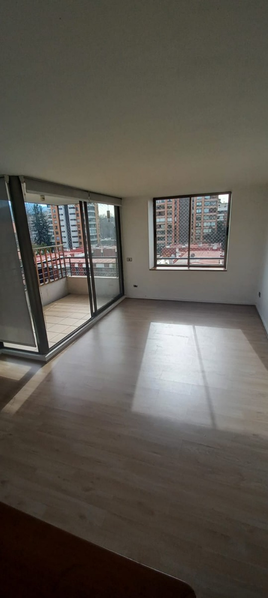 Arriendo Departamento 2D en suite 2B 1E 1B Los Leones - Providencia