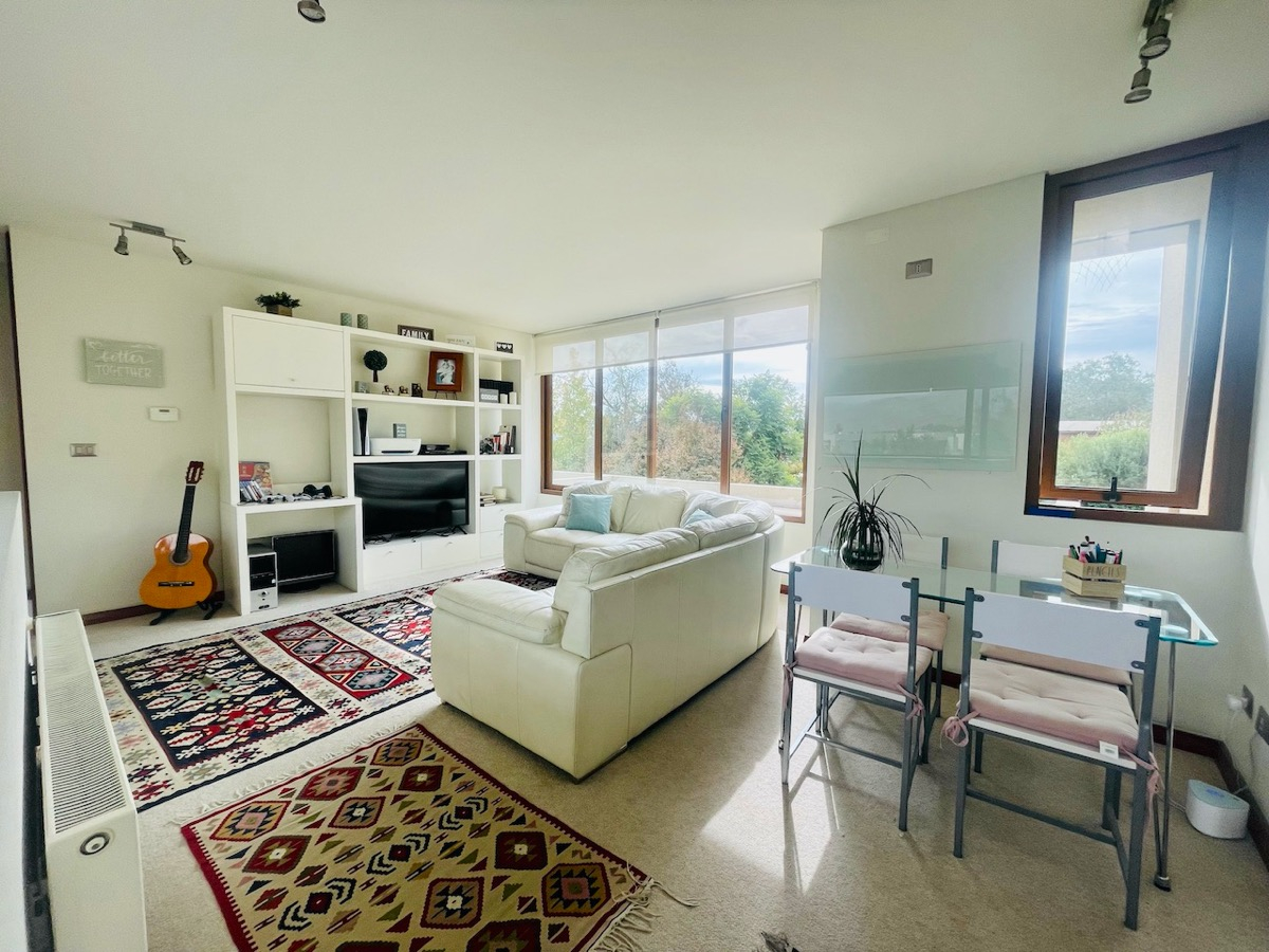 Venta Casa NO 5D en suite Walk-in cl&oacute;set 5B 2E 1B Chicureo - Colina