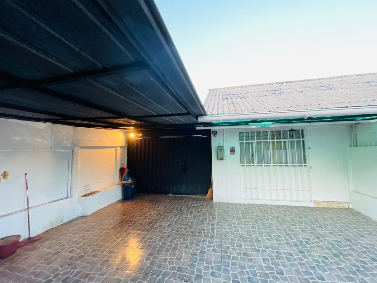 Venta Casa 4D 1B 4E Amapolas - &Ntilde;u&ntilde;oa