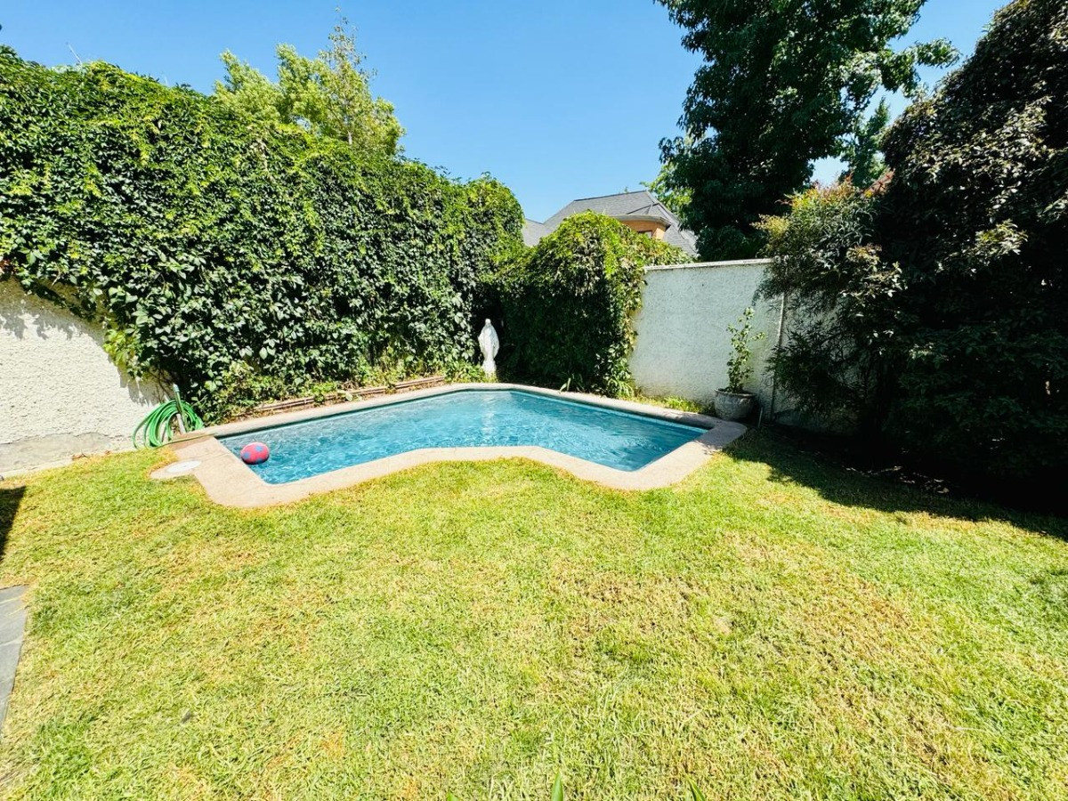 Venta Casa NP 5D Walk-in cl&oacute;set 5B 2E 1B La Dehesa - Lo Barnechea