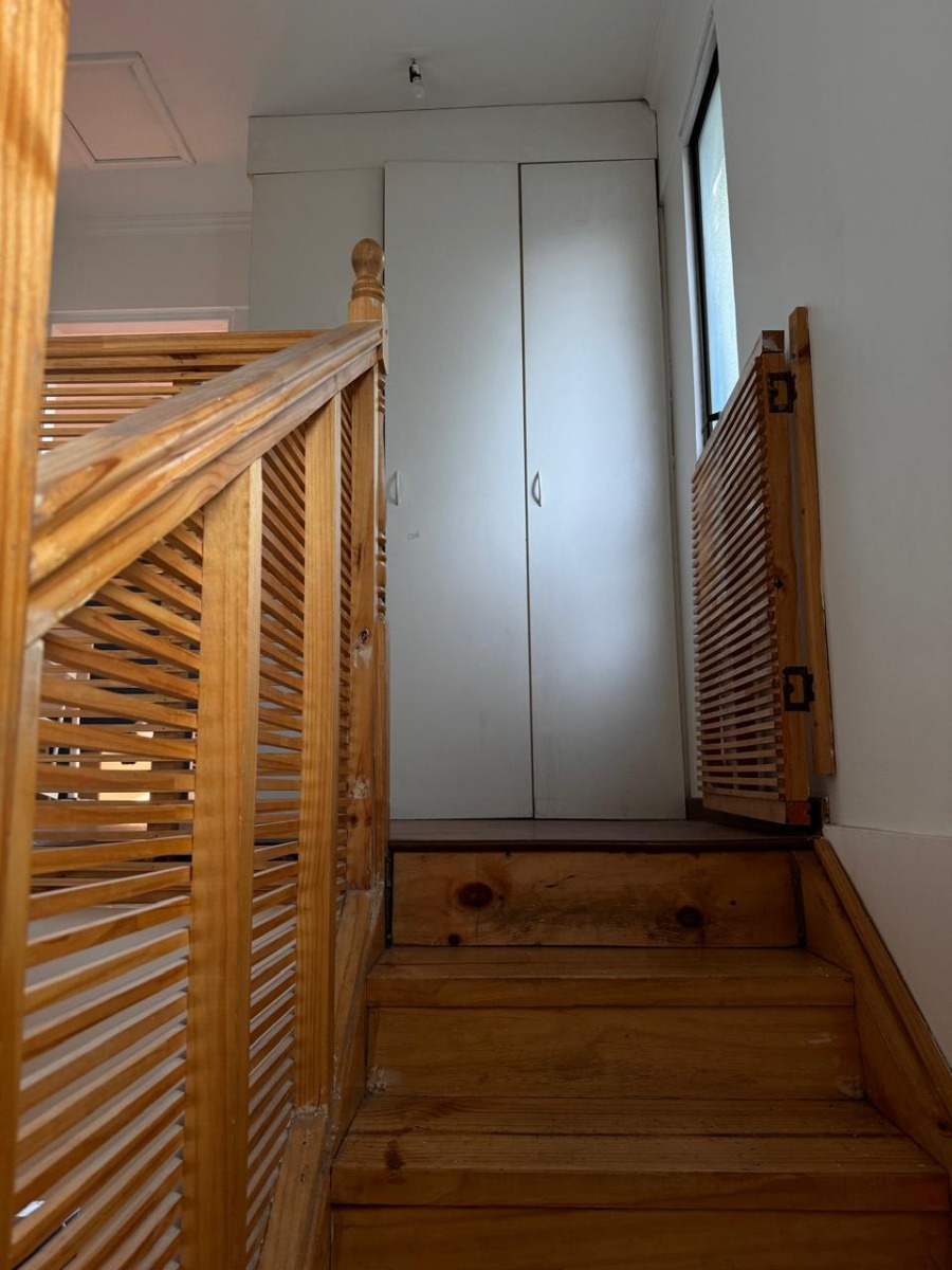 Venta Casa NO 3D 2B 1E 1B Francisco de Villagra - La Reina