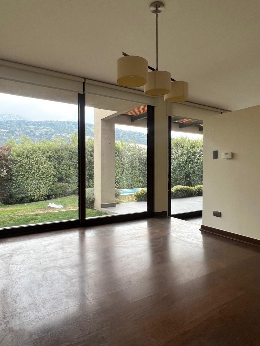 Arriendo Casa NO 5D 5B 3E 1B Los Trapenses - Lo Barnechea