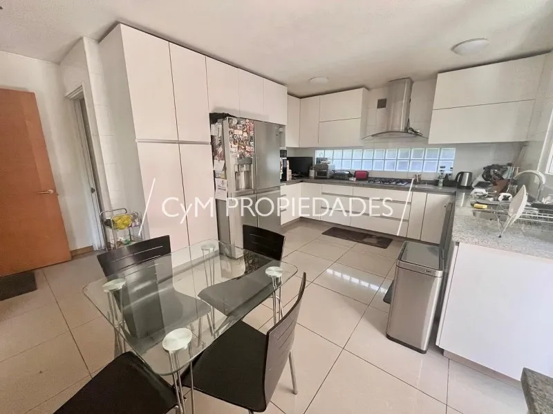 Venta Casa O 5D WI cl&oacute;set Suite 5B 2E El Huinganal - Lo Barnechea