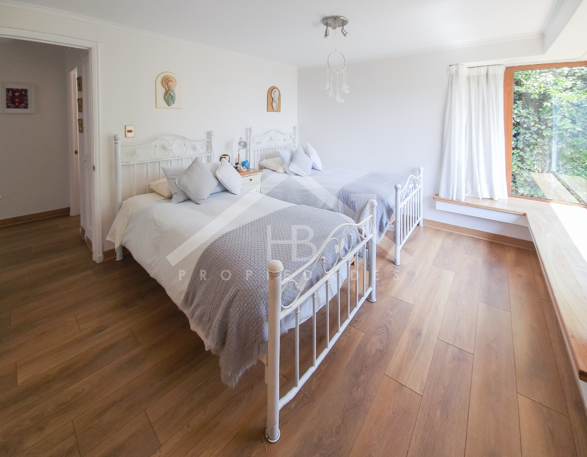 Venta Casa 5D en suite Walk-in cl&oacute;set 5B 3E 2B La Dehesa - Lo Barnechea